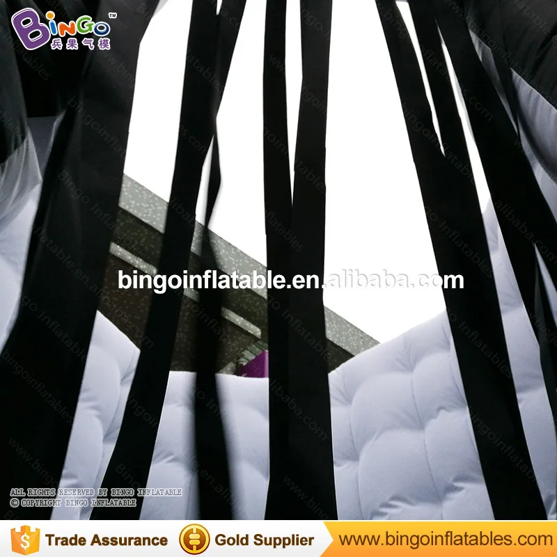  Customized diamond shaped 2.4X2.4X2.4 Meters white interior black exterior inflatable photo booth f
