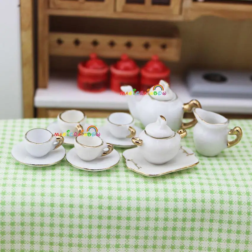 XuBa 8Pcs/Set 1:12 Casa delle Bambole Miniatura stoviglie Porcellana Tea Set Piatto Tazza Piatto Rosso Red
