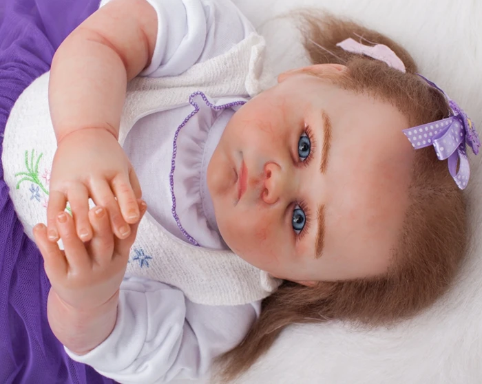 Силиконовая кукла Reborn 50 см с фиолетовым платьем Bebe милый подарок на день рождения