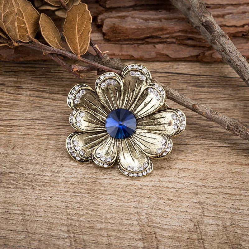 brooches (2)