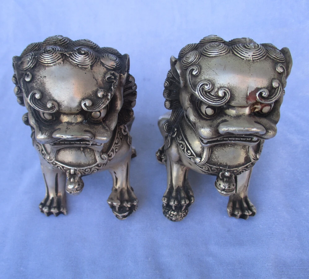 

Collectible Tibetan silver carved "1 pair "fu foo dog statue/Chinese Folk art lion Sculpture