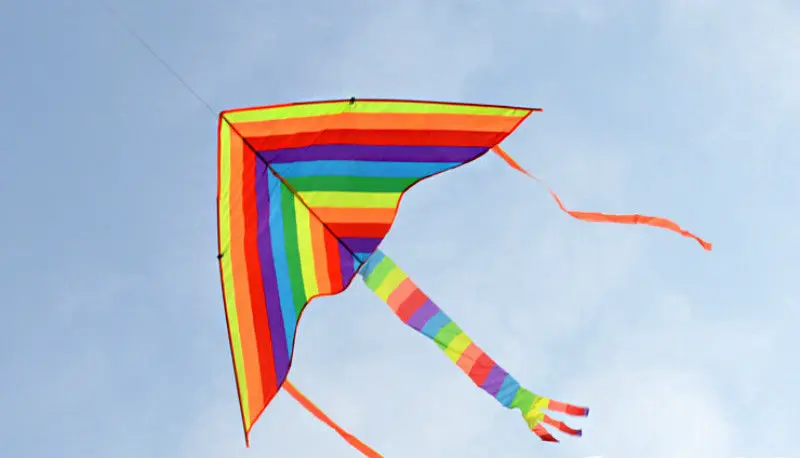 Спорт на открытом воздухе нейлон радужной расцветки с длинным шлейфом для девочек треугольный воздушный змей Ripstops легко взлетающие детей слабый ветер Fly новое поступление