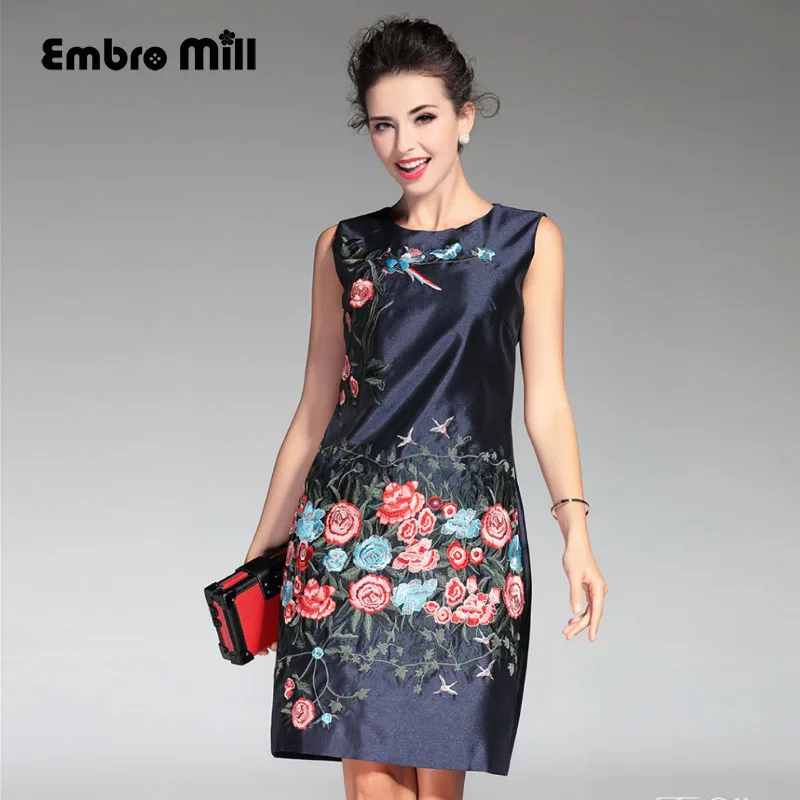 vestido de seda curto solto