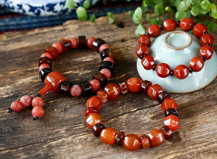 Pulseiras c/ pingentes