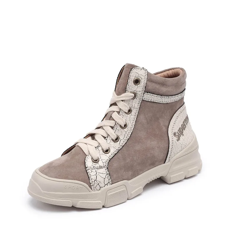 

2018 autumn new fashion simple color matching thick soles Martin boots women retro and other trend casual comfortable boots.