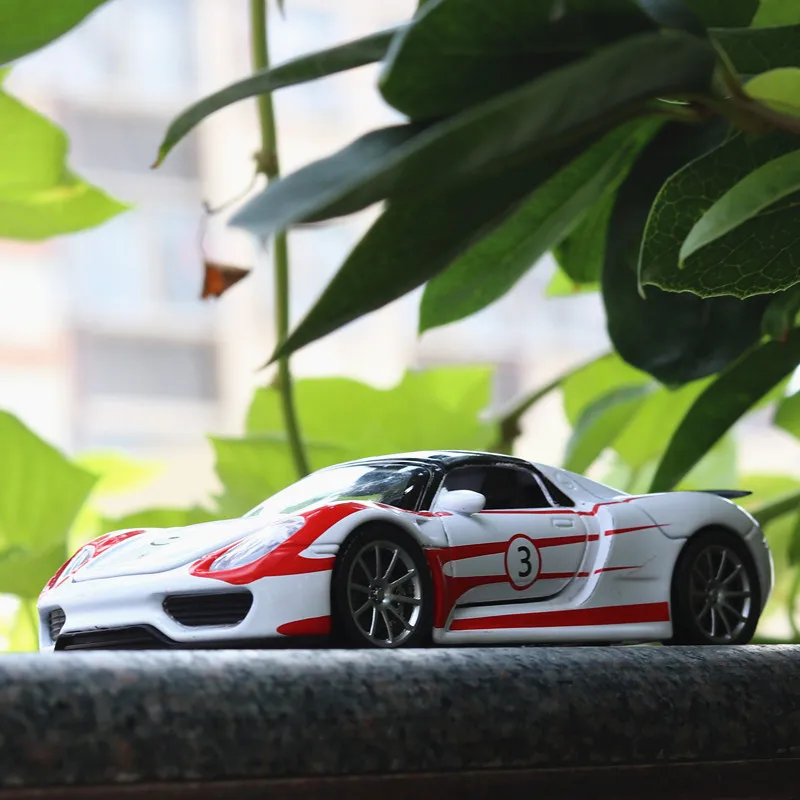 Модель автомобиля Martini спортивный автомобиль 1/32 литые автомобили детские