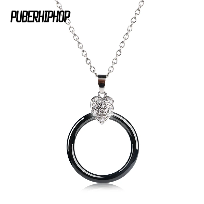 

Simple Lovely Heart Shape Circle Pendant Necklace Women Jewelry Black White Smooth Ceramic Pendant Necklace For Women Delicately