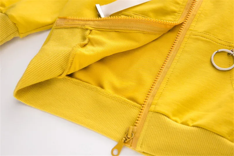 4593181801_1870743291