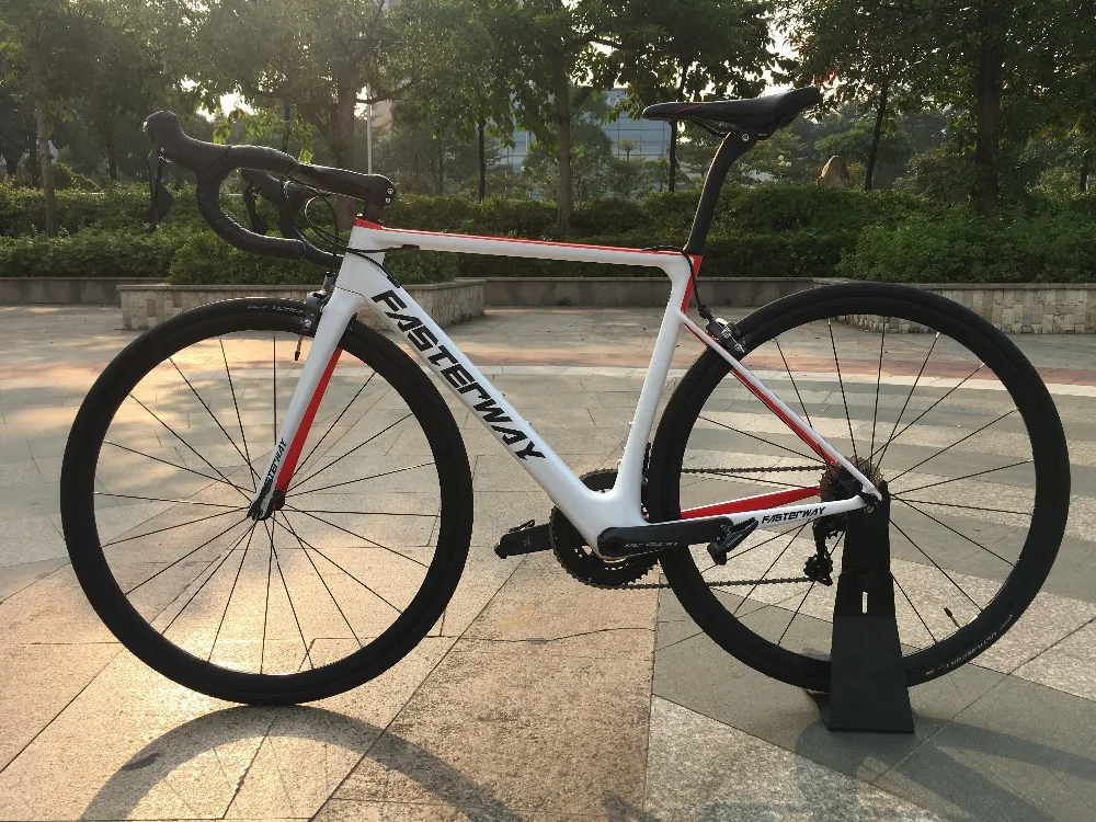 Discount 700C carbon Road Complete Bike 22 Speed 105 5800 Groupset TAIWAN brand light blue sky FASTERWAY CLASSIC D brake 49/52/54/56/58 67