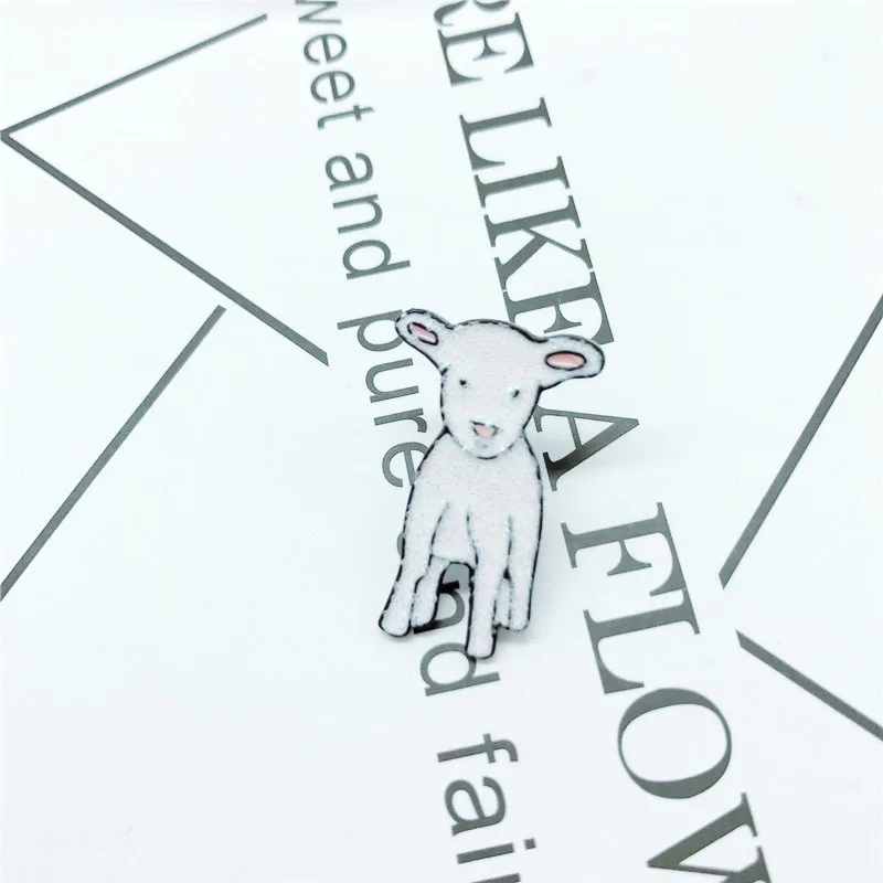 

New cute little sheep brooch children cute cartoon animal colorful crystal sheep badge cowboy clothing backpack jewelry gift
