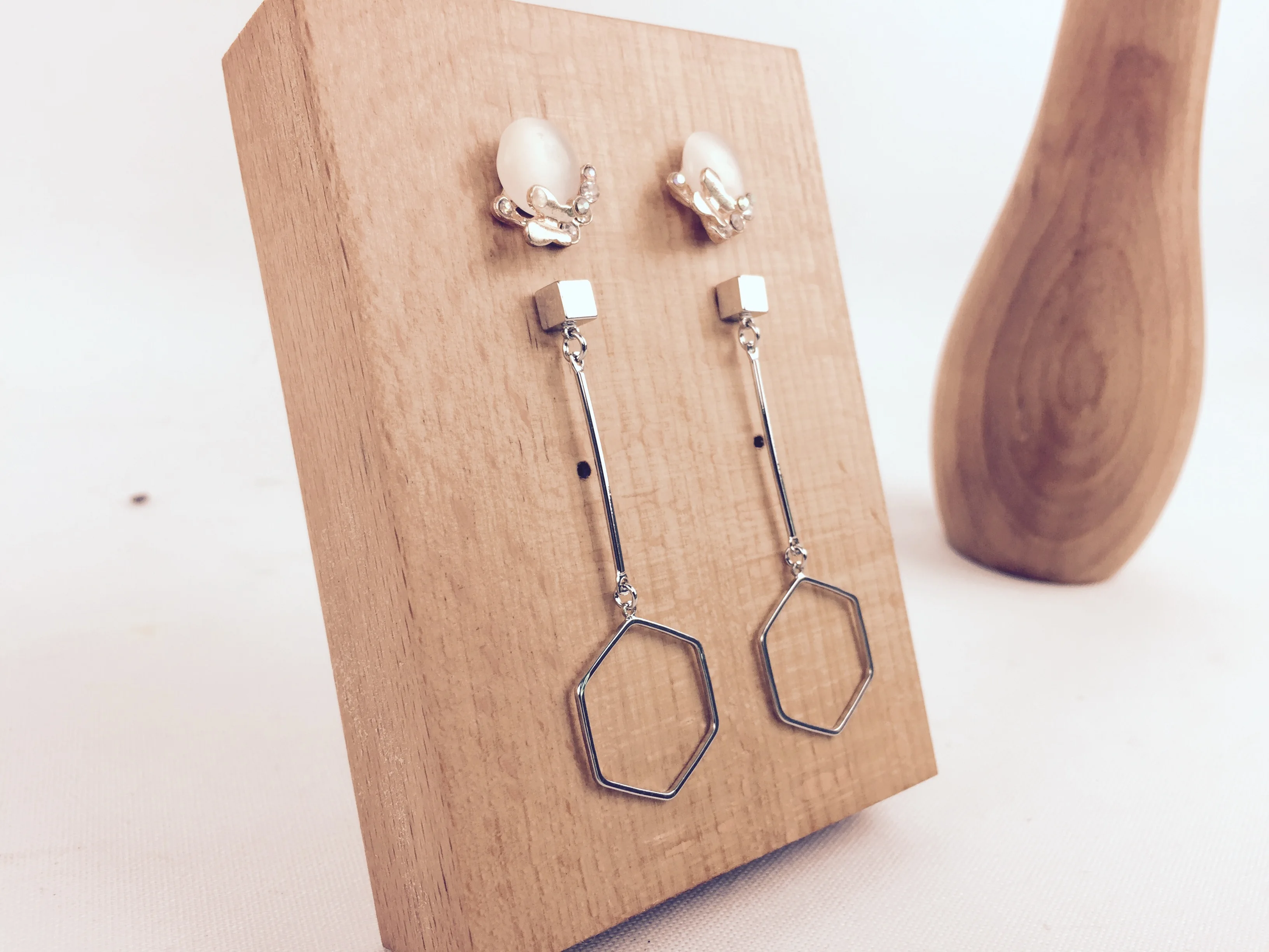 

Solid Wood Earrings Display Holder Wood Display Stud Earrings Drop Earrings Jewelry Display Showcase