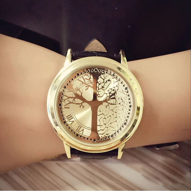Luxury Golden Minimalist Touch Screen Waterproof LED Smart Electronic Watch with Luxury Golden Minimalist Touch Screen Waterproof LED Smart Electronic Watch with