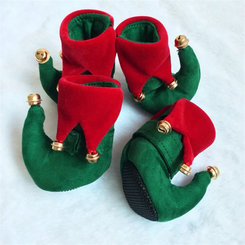 Christmas shoes dog (8)