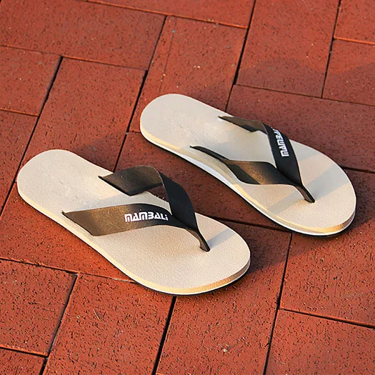 Шлепанцы с открытым носком; водонепроницаемые Вьетнамки для улицы; пляжные мужские сандалии; кожаные летние модные дизайнерские коричневые шлепанцы; - Цвет: Черный