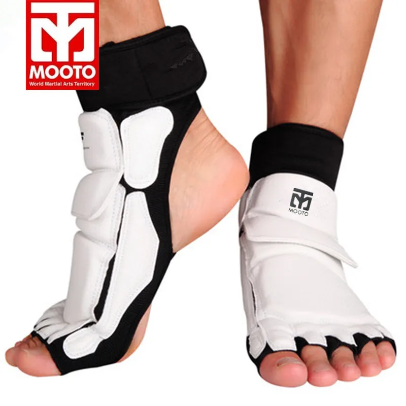 MOOTO High quality Taekwondo foot protectors frighting pads karate MMA boxing foot guards muay