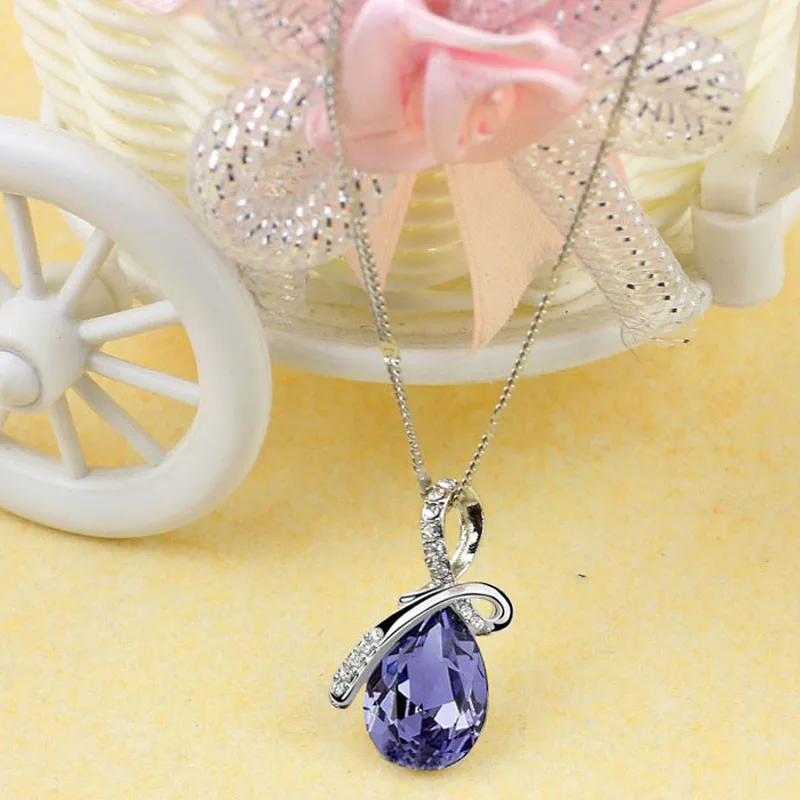 

2017 Fashion Casual Lady Rhinestone Chain Crystal Necklace New Pendant Necklace Jewelry Wholesale & Freeshipping