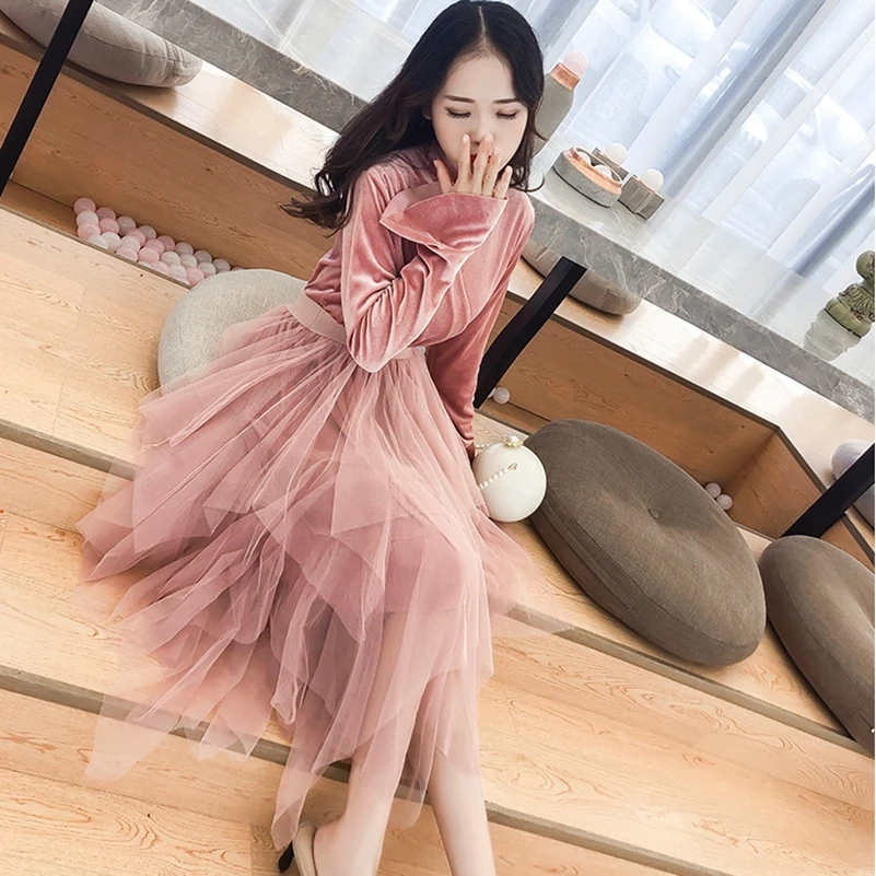 

SexeMara fashion Autumn And Winter The New velvet splice Mesh irregular V-neck Bell sleeve dress Free shipping