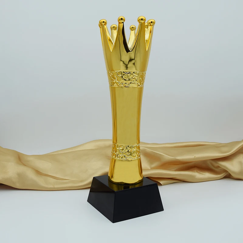 

2016 New Arrival High-Grade Resin Crown Trophy Custom Metal Trophies Creative Model Souvenirs Logo can Custom Made