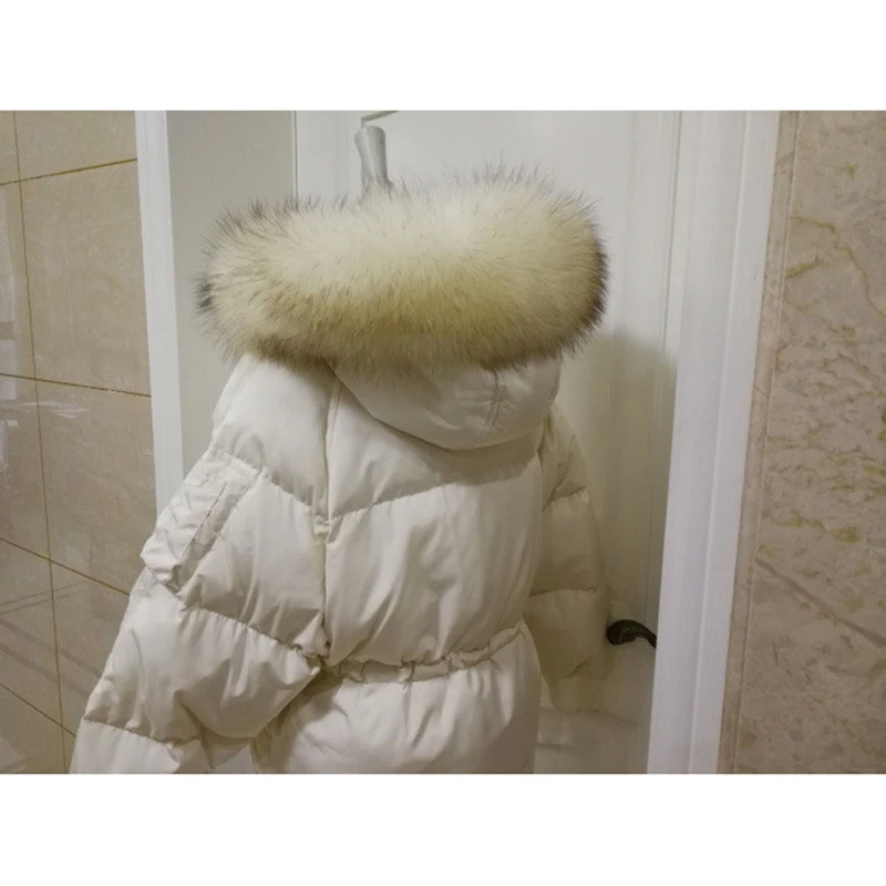 Зимние новые женские куртки на утином пуху, модные пуховики с капюшоном и меховым воротником, Женская средней длины, утолщенное пальто для женщин