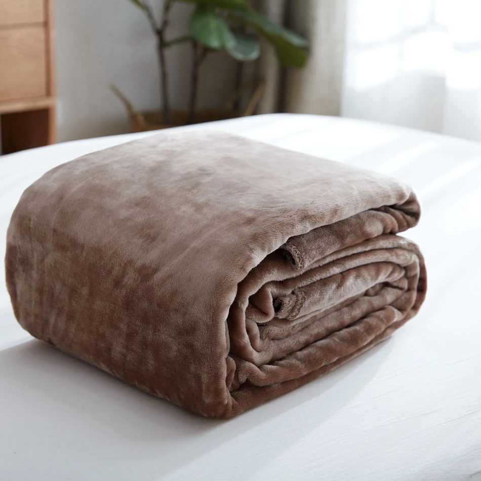 Brown Fleece Blanket On The Bedspring Soft Throw Blanket For Sofa