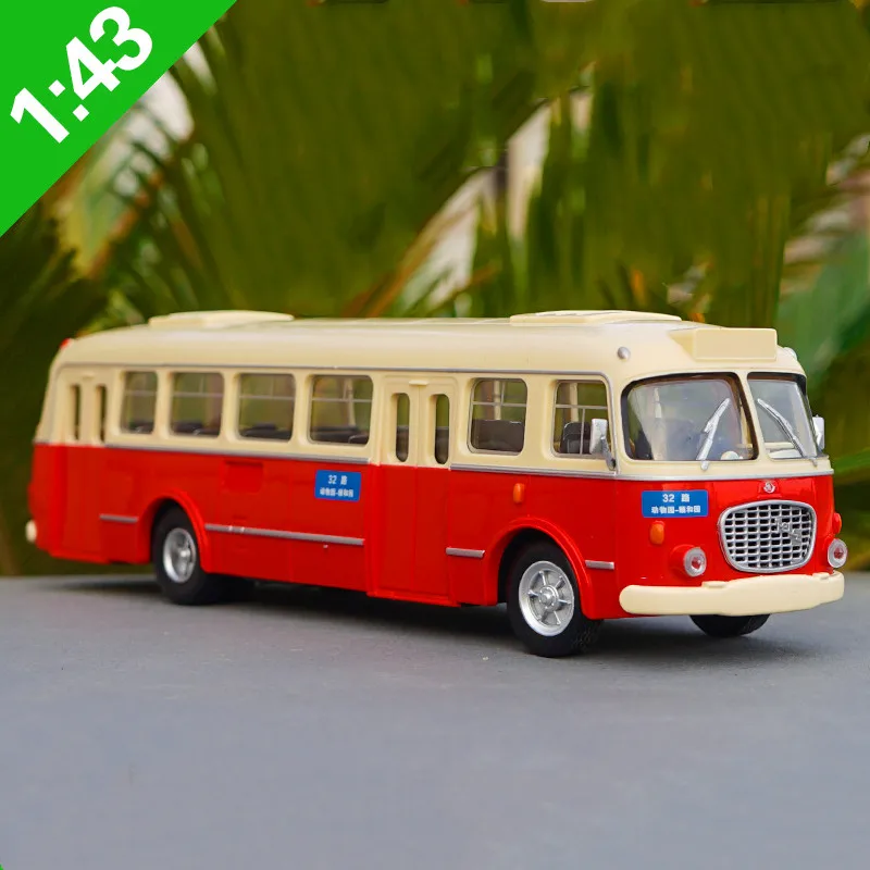 Изысканная модель автомобиля из АБС пластика 1:43 моделирование Skoda Corossa 706RTO