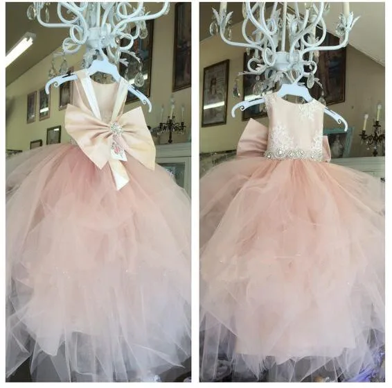 

Lovely Princess Flower Girls Dresses With Bow Long Pageant Dress Kids Party Dress Ball Gowns Pink Custom Made