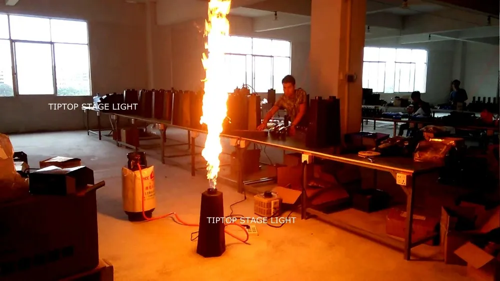 Fonte de Alimentação de Gás Liquefeito de Petróleo Máquina de Fogo Ângulo de Alumínio Efeito de Estágio Tiptop 2 Xlot Dmx 6 Habitação 200 w Gpl Máquina Chama 30 Gás Liquefeito de petróleo Máquina de Fogo