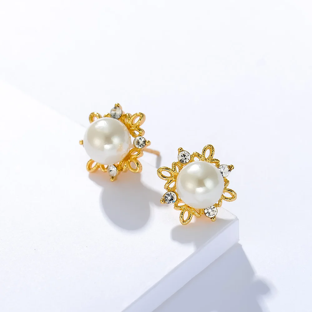 

QGGLE Stud Earrings Faux Pearl Fashion Rhinestone Crystal Gold For Women