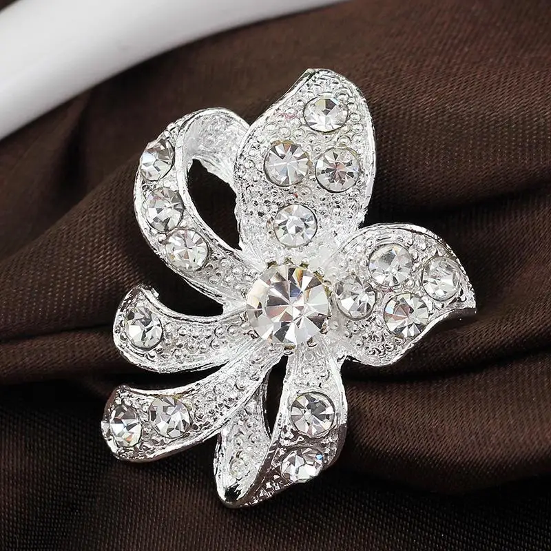 Attractive Fancy Shining Rhinestone Flower Silver color Brooches for