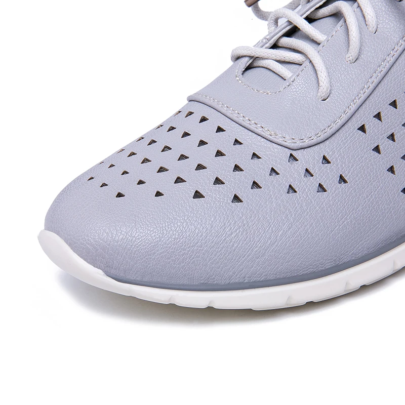 AIMEIGAO 2019 New Lace Up Flats Shoes Soft Leather Comfort Shoes For Women Hollow Out Breathable Casual Shoes Autumn And Spring