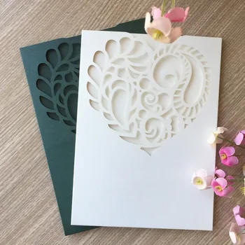 

30Pcs Pearl paper Hollow Pretty Heart Pocket Deasign Wedding Invitation Card,Wedding Favors The Wedding Day Invitation Card