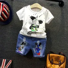 Детская одежда коллекция года, весенне-летний спортивный повседневный костюм для маленьких мальчиков футболка с рисунком для мальчиков+ джинсы с дырками комплект детской одежды из 2 предметов