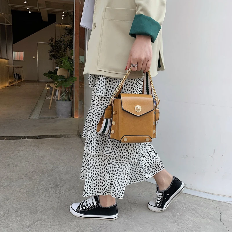 Bag for Women 2019 Fashion Leather Solid Handbags Mini Chains Bag Party Purse Phone Bags Women Crossbody Messenger Bags White