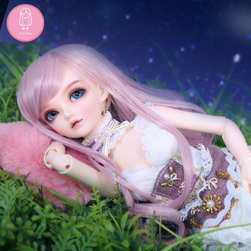 Kopen Gratis Verzending BJD Pruik 1 4 Lange Krullend Bang Hoge Temperatuur Haar Roze Feeën Voor Minifee Luts Meisje Pop luodoll