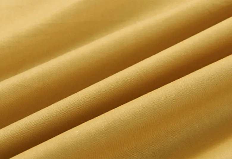 600 
