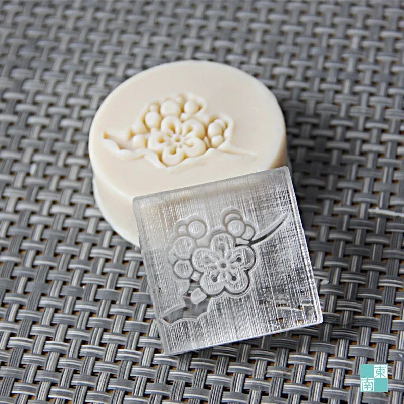 купить штамп для мыла ручной. штамп для мыла. акриловое мыло. мыло с оттиском домик. печать на мыло.