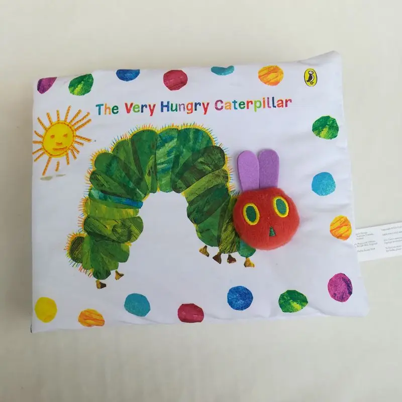 Тканевая книга очень голодна гусеница от Eric Carle развивающая английская картинная