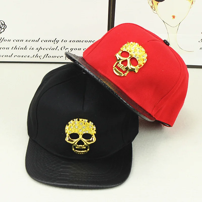 

Gold skull metal logo mesh flat eave baseball cap men and women hip hop dance leather label along the hat lovers fashion cap