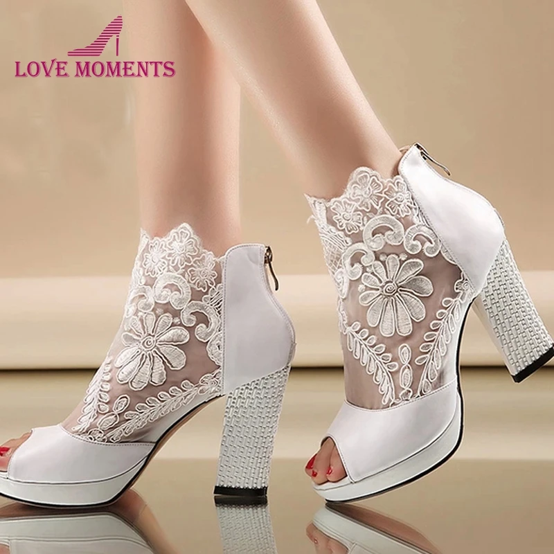 chaussure dentelle blanche