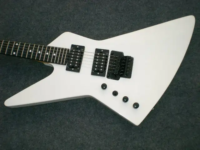 

Vicers The left hand double white electric guitar! Black configuration!