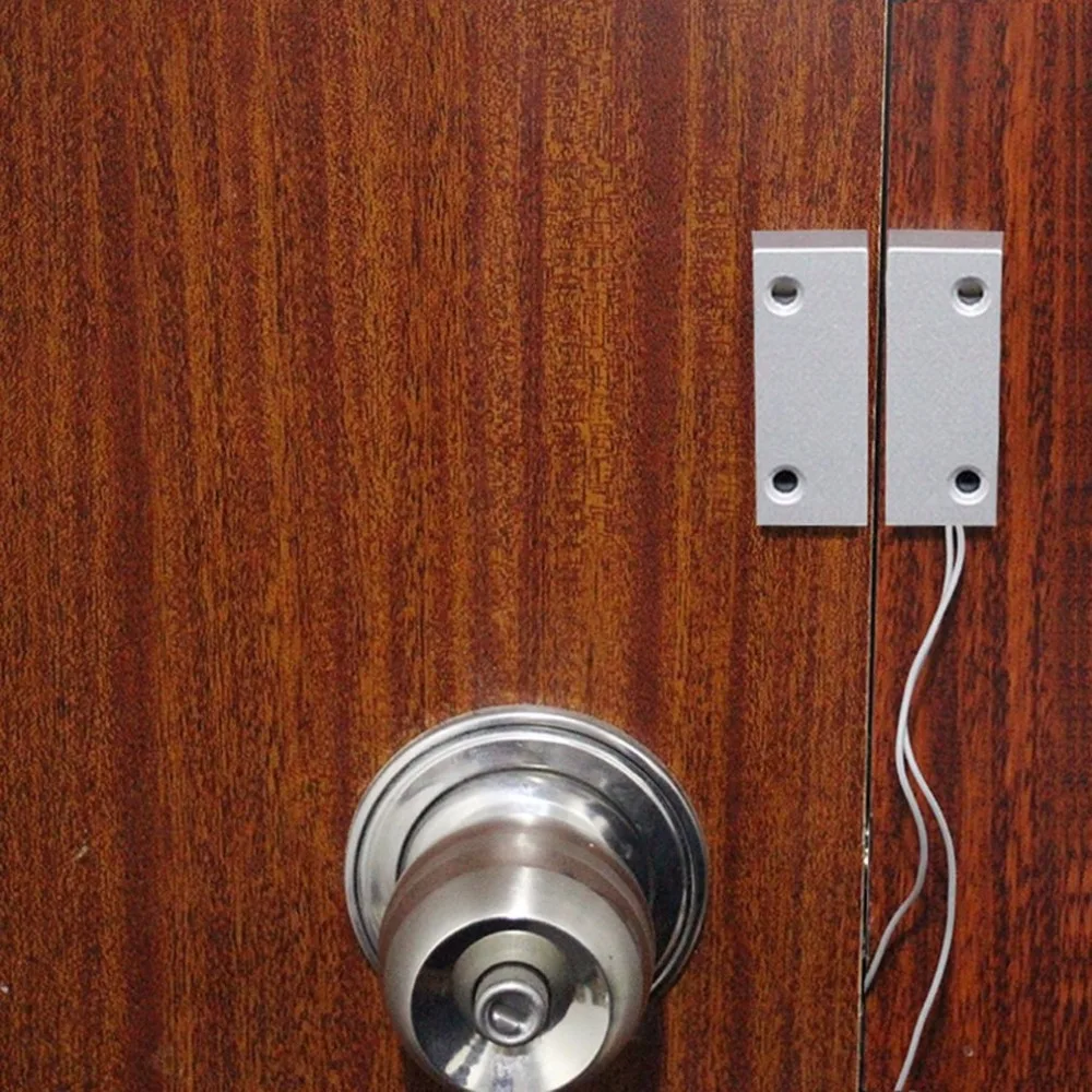 

Stable Wired Door Window Sensor 0.5A 100V 10W Magnetic Switch Mini Size Home Alarm System Normally Closed NC With Aluminum Case