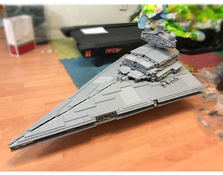 

DHL 05027 3250Pcs Imperial Super Star Toy War Destroyer Model Building Kit Blocks Bricks Compatible legoed 10030
