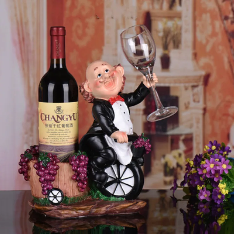  Chef Wine Rack Wine Storage Rack Resin Red Wine Cup Rack Cartoon Chef Style Cabinets Crafts Ornamen