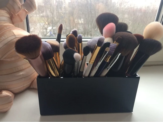 UT8UsuGXZJaXXagOFbXZ