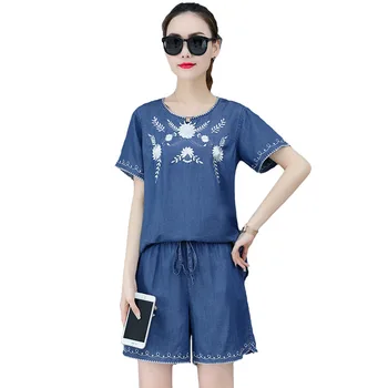 

Rlyaeiz 2019 Summer 2 Piece Set Women Streetwear Fashion Floral Embroidery Denim T shirts + Shorts Sportswear Female Sweat Suit