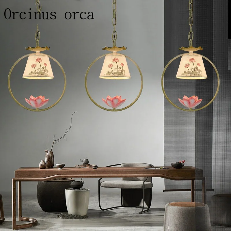 

New Chinese lotus single chandelier restaurant hallway lobby balcony Southeast Asia Creative Chandelier free shipping