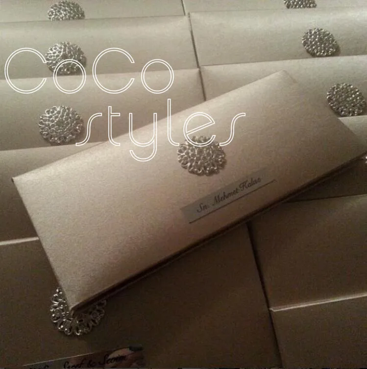  Cocostyles custom elegant rectangle velvet invitation card with pearl brooch for royal wedding part - 32864921090