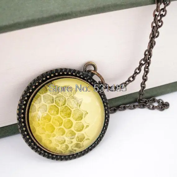 

12pcs/lot Honeycomb Natural History Pendant Necklace Honey Bee Yellow Gold