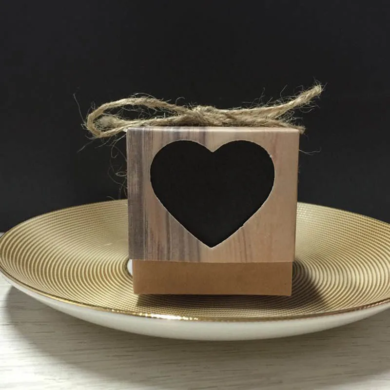 

5*5*5cm"Hearts in Love" Rustic Kraft Paper Box Wedding Favor Candy Boxes Gift Box 200pcs\lot Free shipping