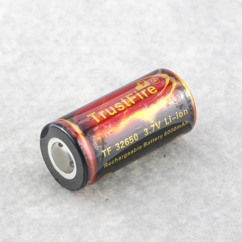 2 шт перезаряжаемые TrustFire 6000mAh 3,7 V 32650 литий-ионные аккумуляторы+ 1 шт Универсальное зарядное устройство для 14500 16340 18650 26650 и т. Д